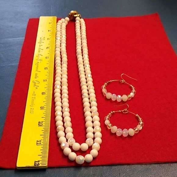 Vintage Faceted and Smooth Beaded Necklace & Earrings Gold Tone Metal - Picture 6 of 11